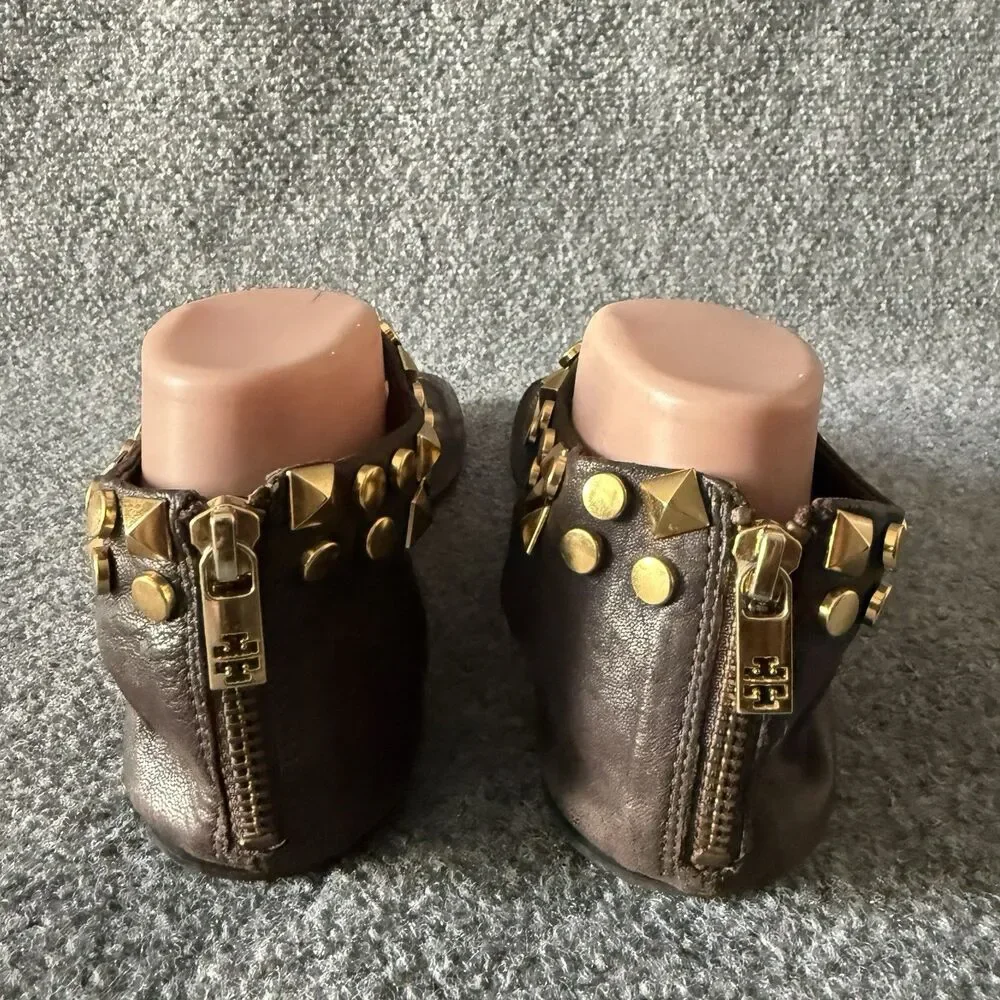 Tory Burch Leather Studded Gladiator Sandal Thong Cuff Ankle Wrap Brown Size 10M